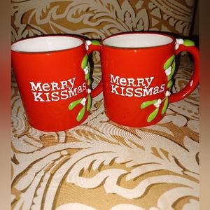 Hallmark mug set 2 Merry Kissmas  16 oz. (121622D)